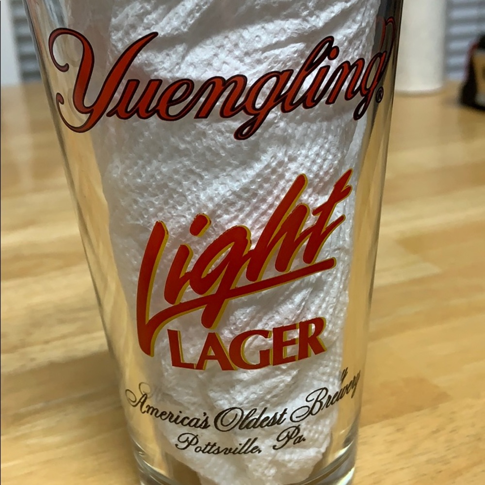 ⭐️3/$20⭐️ Yuengling Light 16oz beer glass - Picture 2 of 2